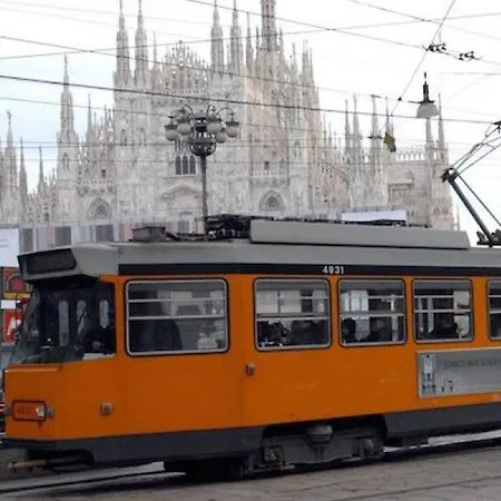 Cadolini - Secured Parking! - Duomo In 20 Min - Quiteness And Garden Apartment *