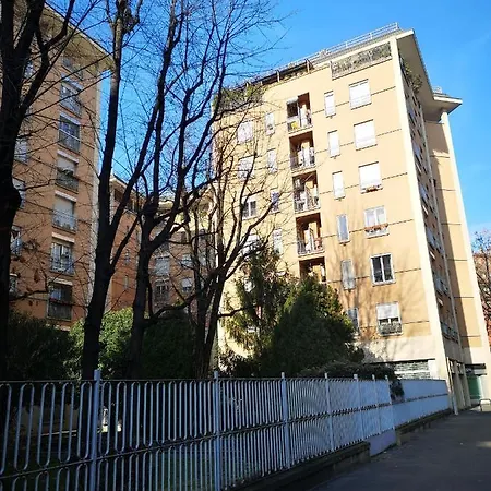 Cadolini - Secured Parking! - Duomo In 20 Min - Quiteness And Garden * Milan