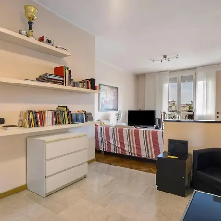 Cadolini - Secured Parking! - Duomo In 20 Min - Quiteness And Garden *