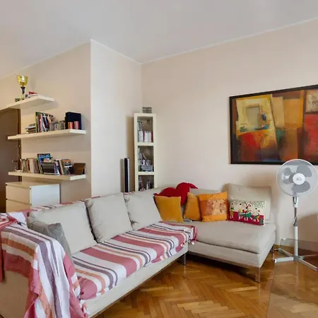 Apartment Cadolini - Secured Parking! - Duomo In 20 Min - Quiteness And Garden